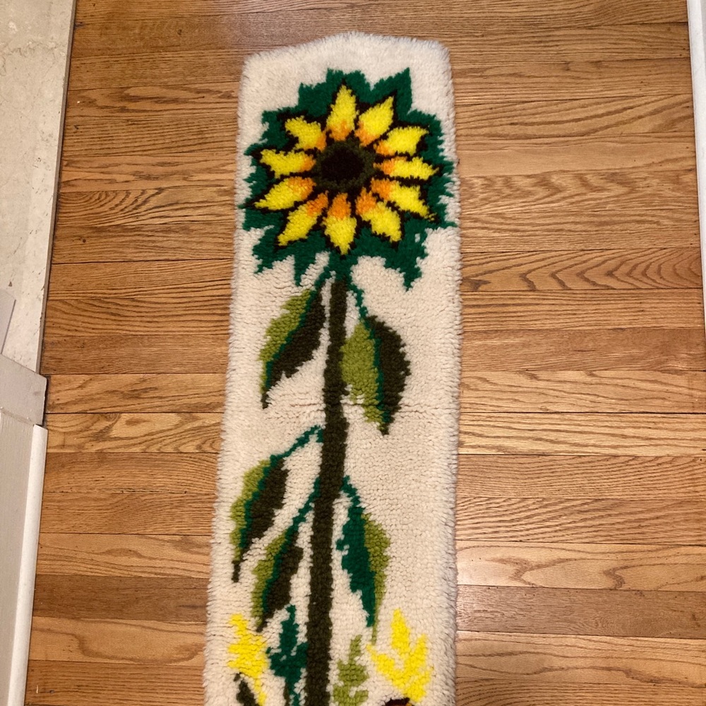 Vintage Latch Hook Wallhanging Mushroom Sunflower
